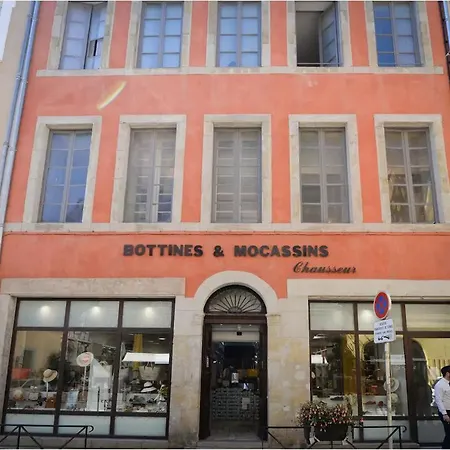 Sunny , Terrasse, Climatisation, Centre Apartment