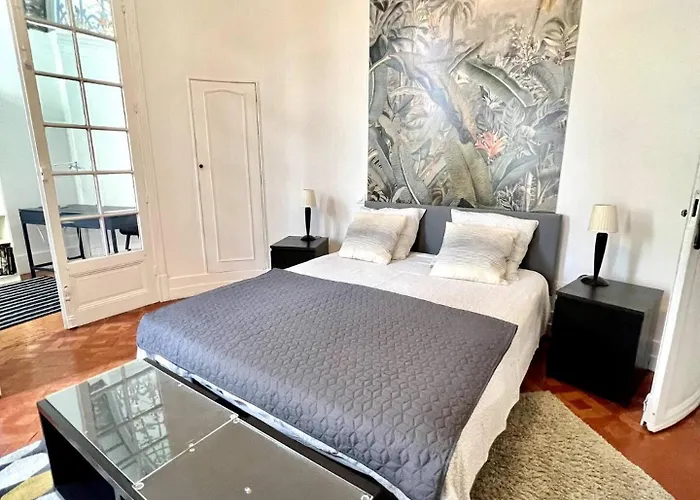 Apartment Sunny , Terrasse, Climatisation, Centre Carcassonne