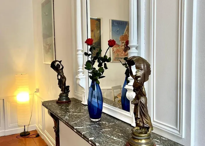 Sunny , Terrasse, Climatisation, Centre *