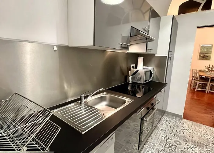 Sunny , Terrasse, Climatisation, Centre Apartment Carcassonne