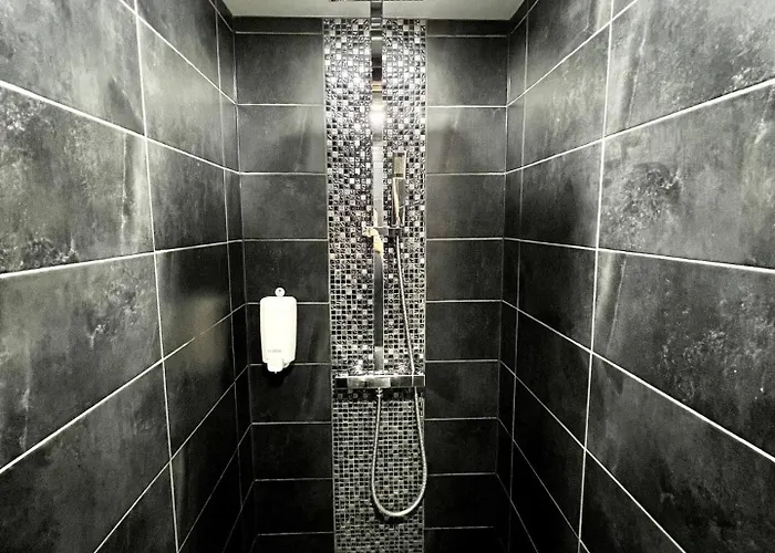 Sunny , Terrasse, Climatisation, Centre * Carcassonne